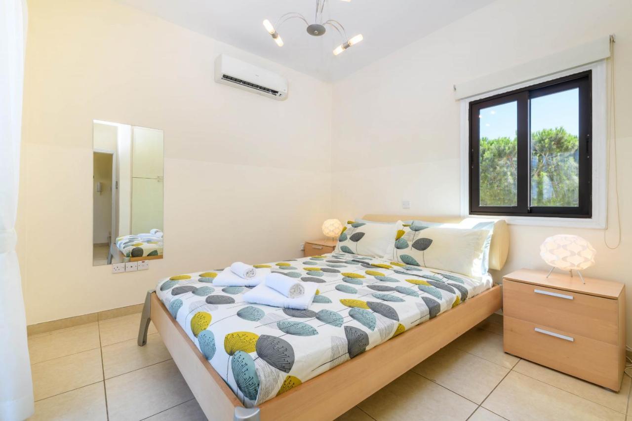 Protaras Centro Villa Kültér fotó