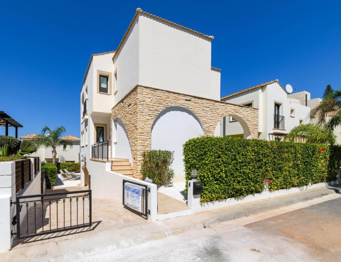Protaras Centro Villa Kültér fotó
